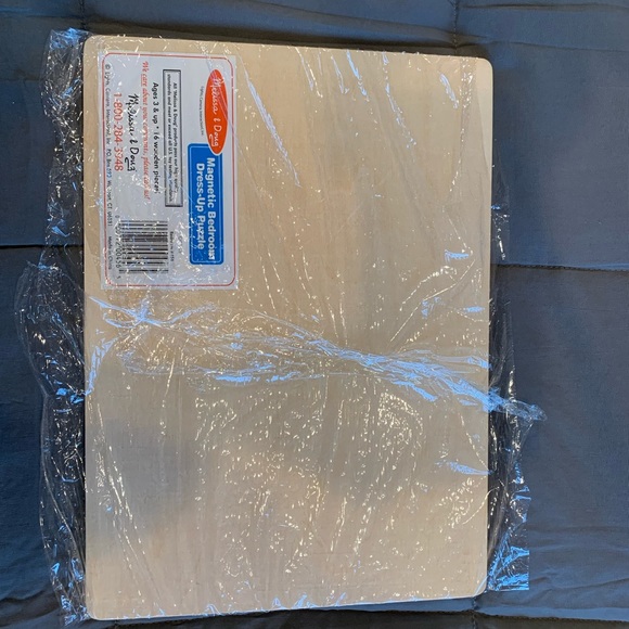 Lot of 3 Melissa and Doug Doll Dress up puzzles - Picture 7 of 8